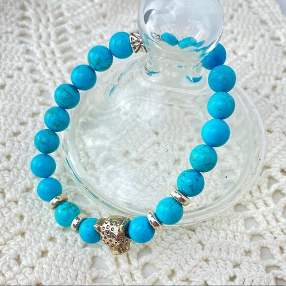 Turquoise Leopard Charm Stretch Bracelet - Picture 1 of 3